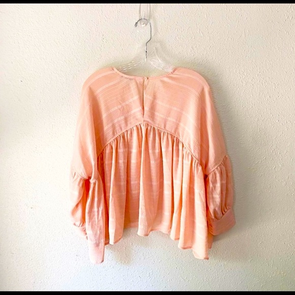 Pretty Finders Keepers Light Pink Blouse NWOT - Picture 4 of 7